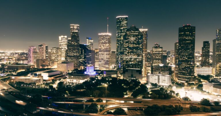 Buying a Home in Houston: How the Mortgage Market Works