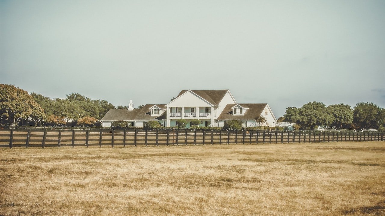 Texas home for sale with negotiation concept